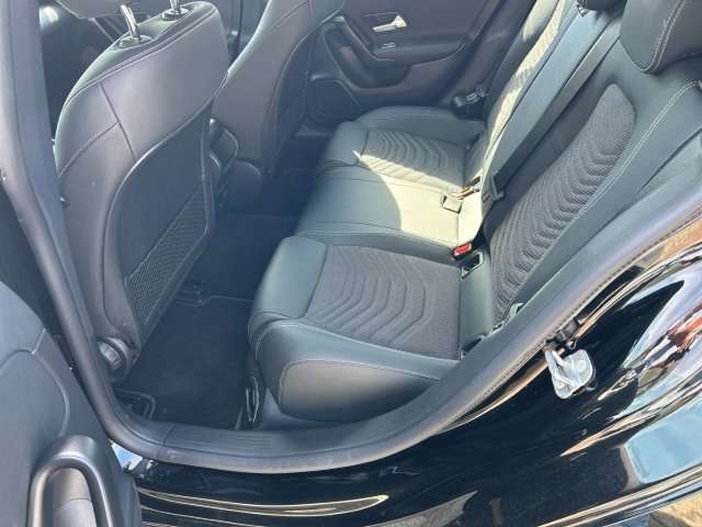 Fahrzeugbild eines Mercedes-Benz B-Klasse