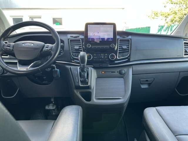 Fahrzeugbild eines Ford Tourneo Custom