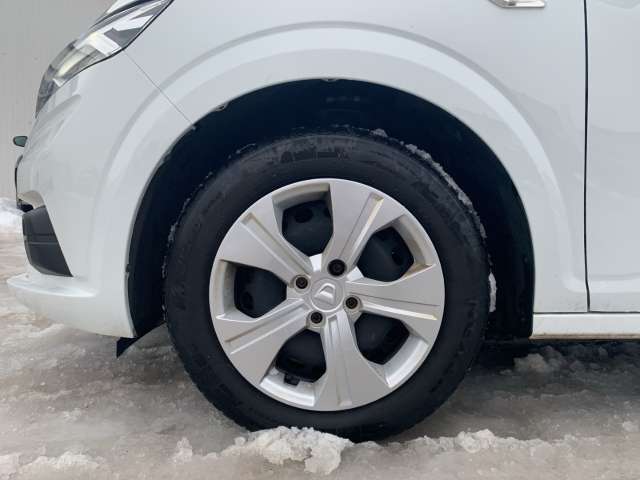 Fahrzeugbild eines Dacia Sandero