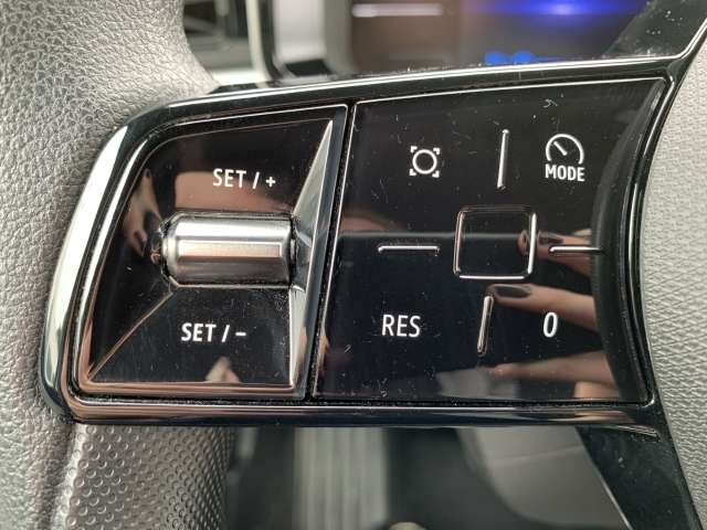 Fahrzeugbild eines Renault 5 E-TECH