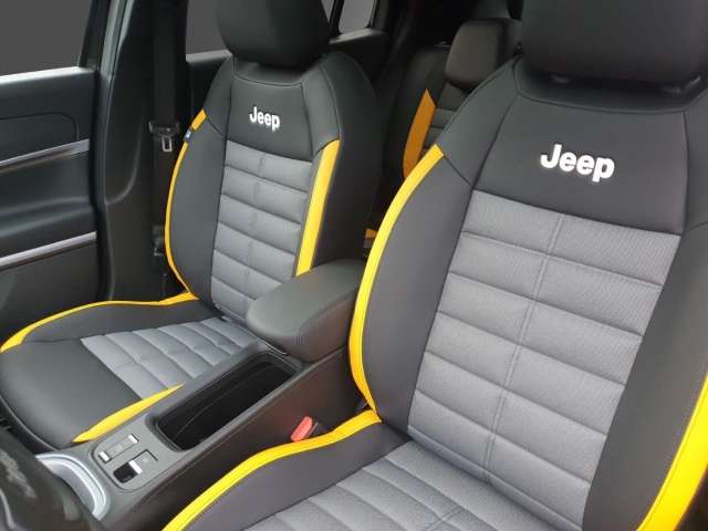 Fahrzeugbild eines Jeep Avenger