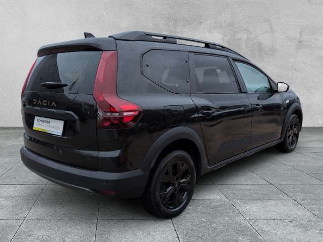 Fahrzeugbild eines Dacia Jogger
