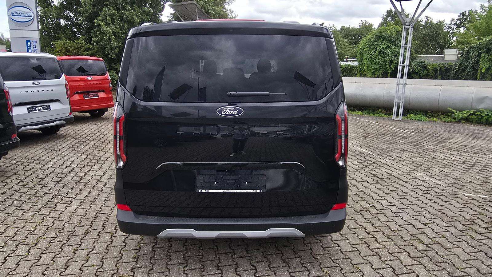 Fahrzeugbild eines Ford Tourneo Custom