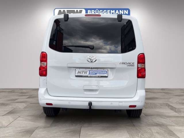 Fahrzeugbild eines Toyota Proace