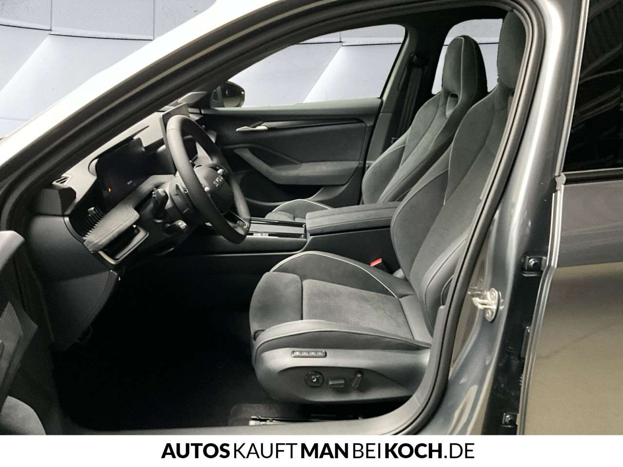 Fahrzeugbild eines Skoda Superb