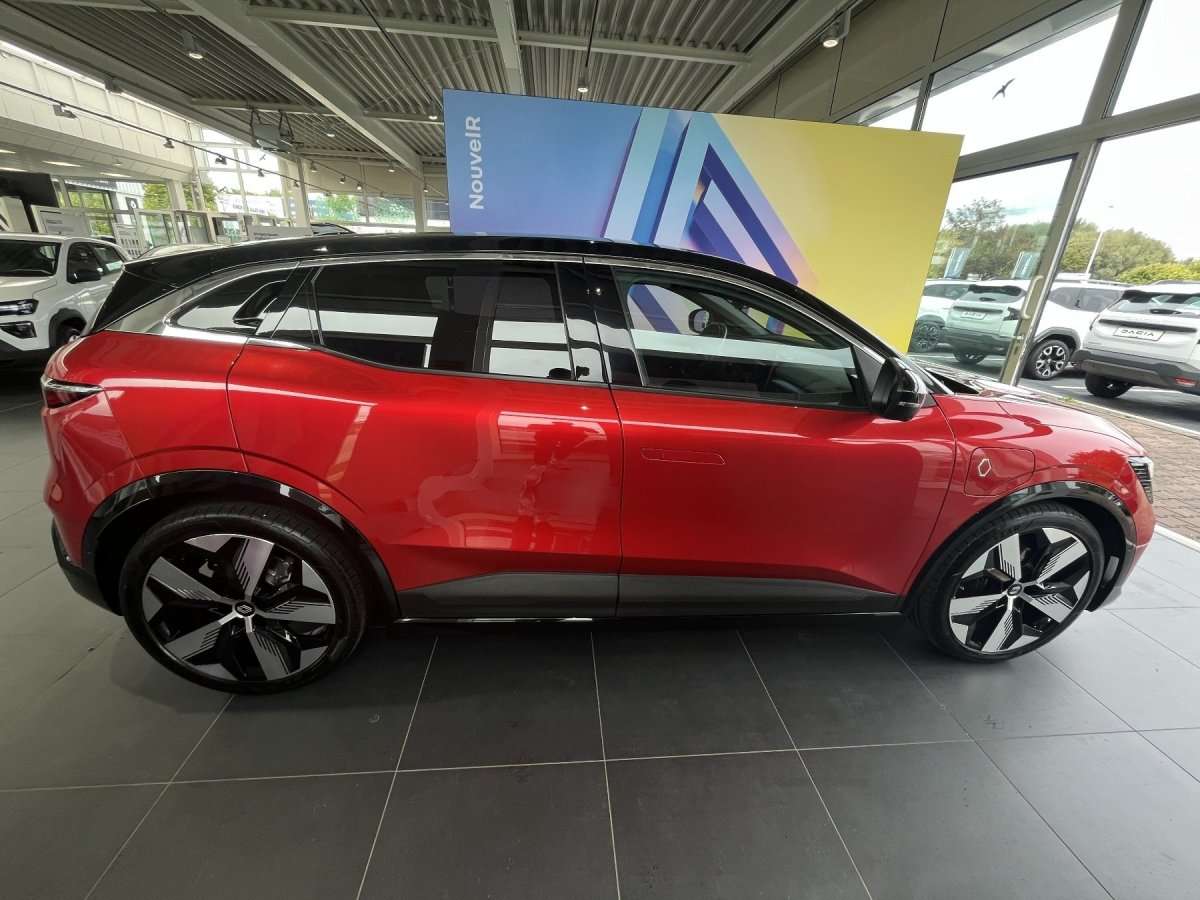 Fahrzeugbild eines Renault Megane E-TECH