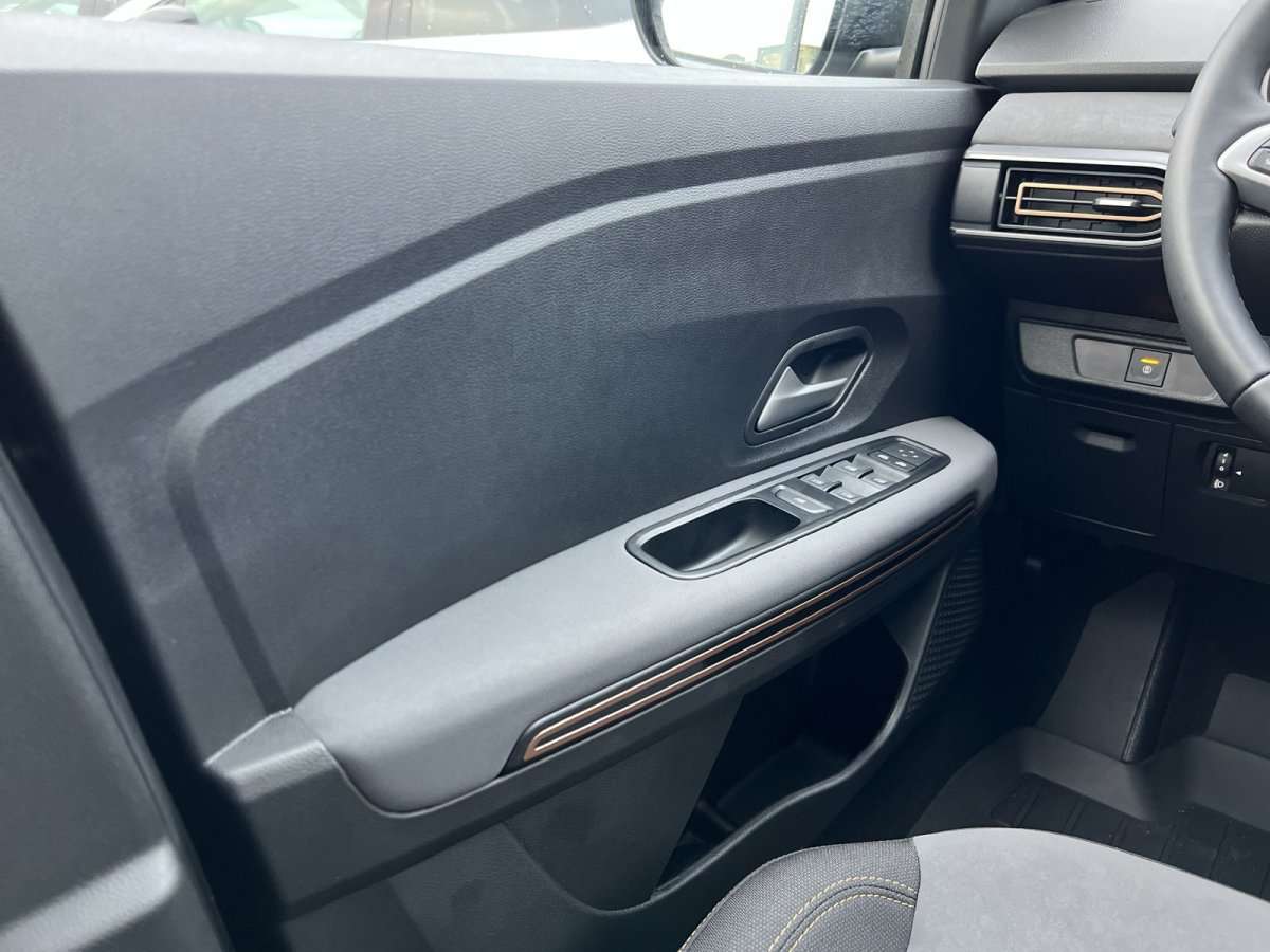 Fahrzeugbild eines Dacia Sandero