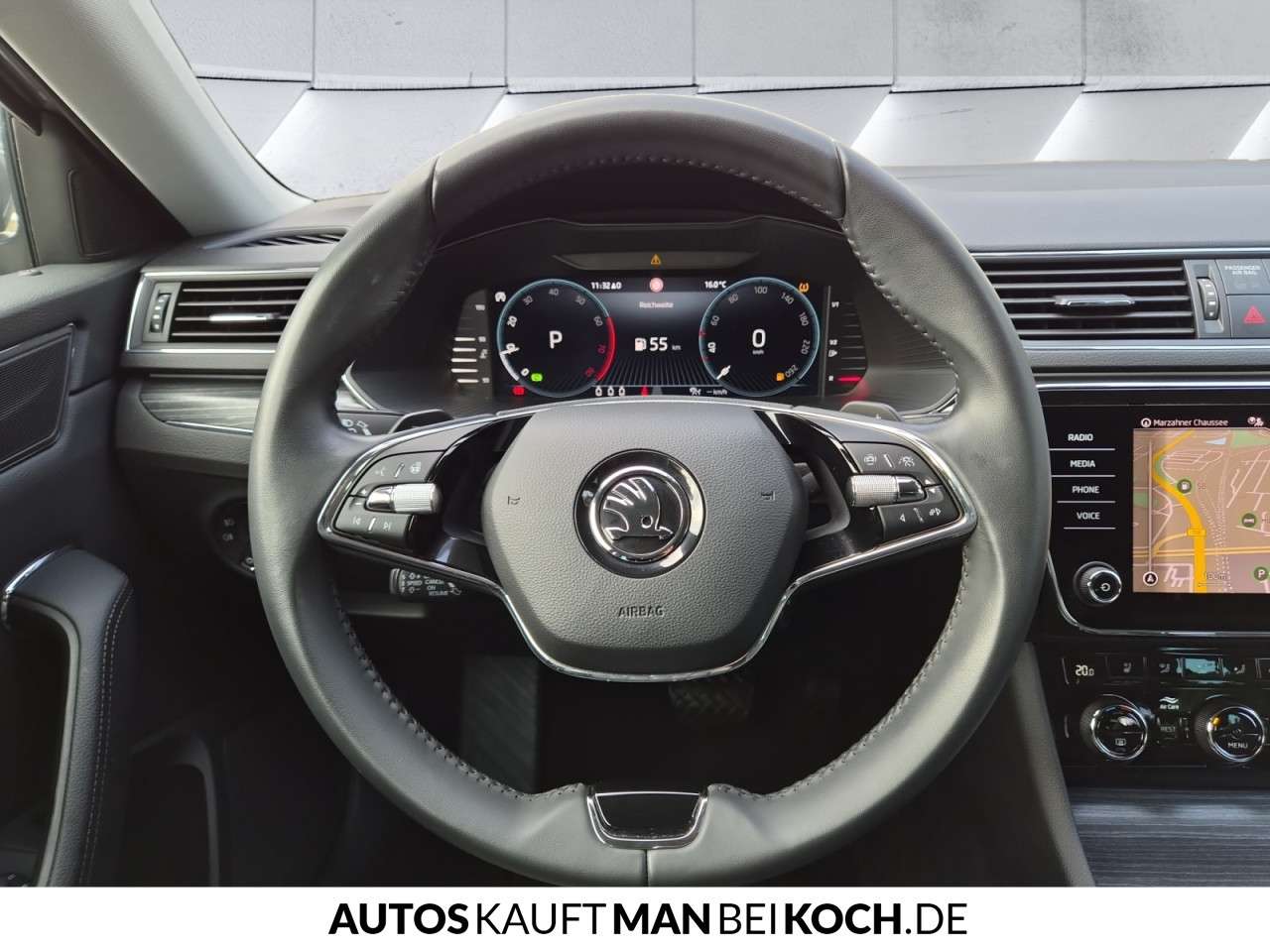 Fahrzeugbild eines Skoda Superb