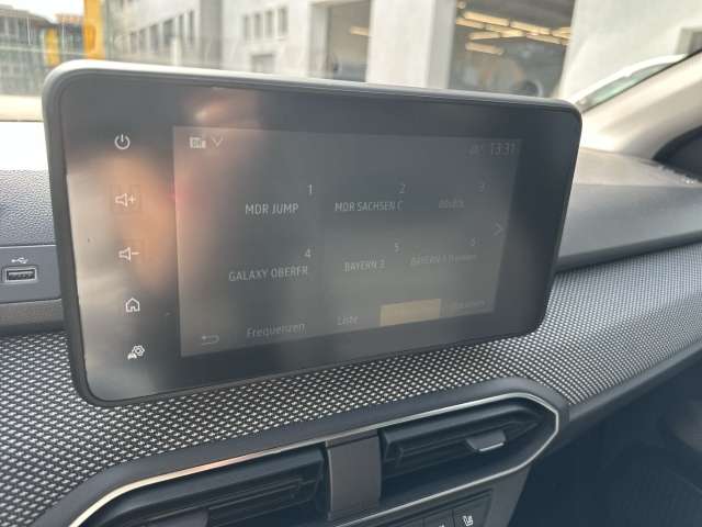 Fahrzeugbild eines Dacia Jogger