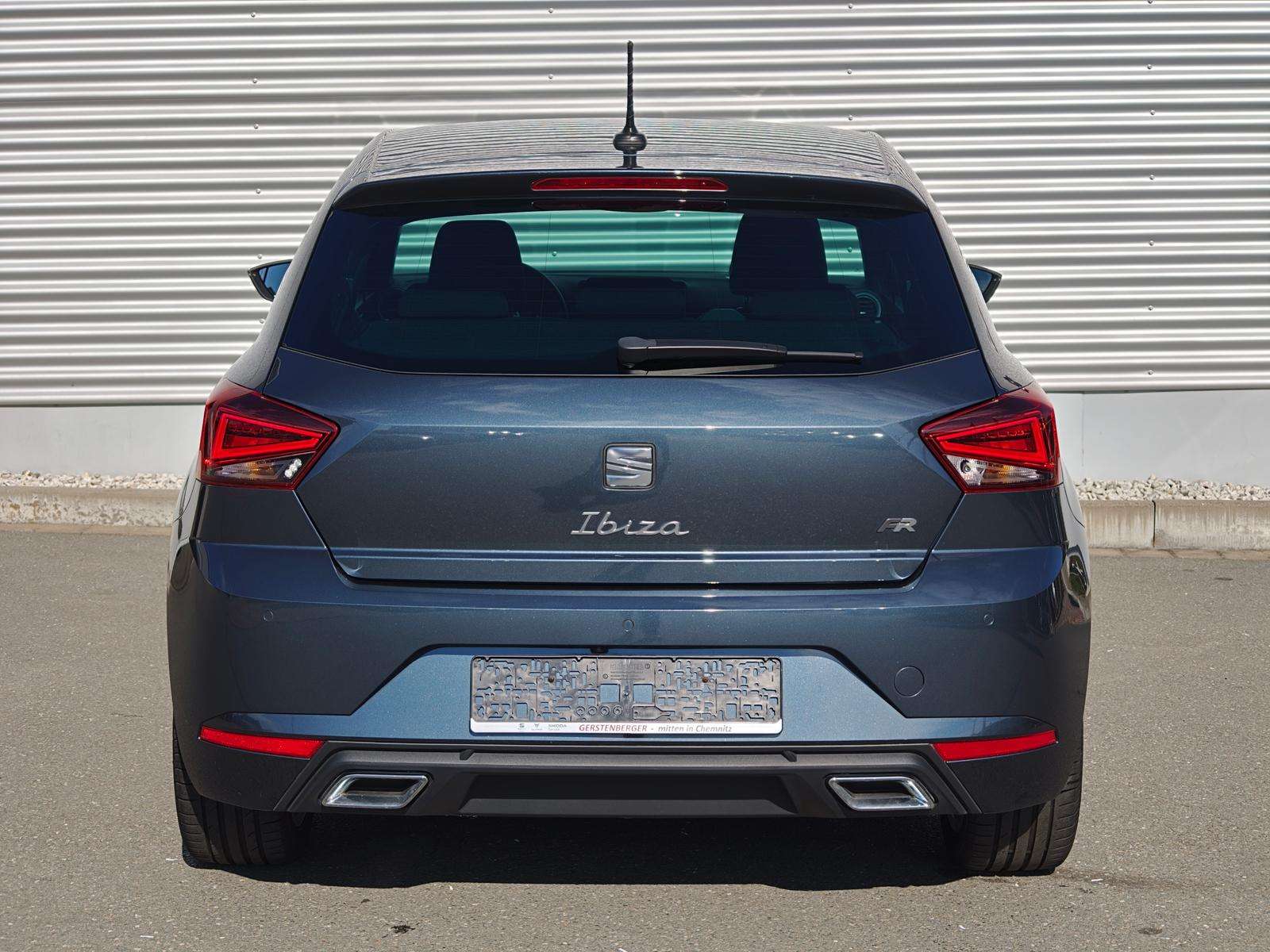 Fahrzeugbild eines SEAT Ibiza