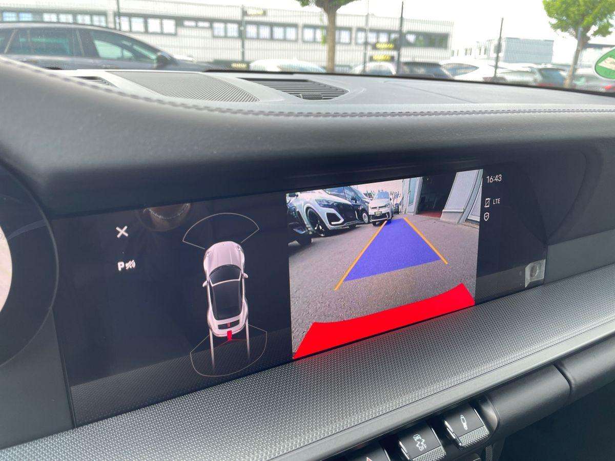 Fahrzeugbild eines Porsche 911