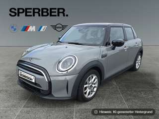 Schräge Frontansicht auf einen MINI COOPER , freigestellt