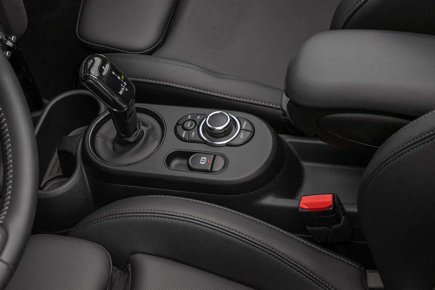 Fahrzeugbild eines MINI MINI
