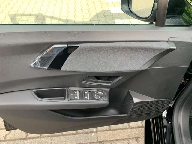 Fahrzeugbild eines Renault Clio