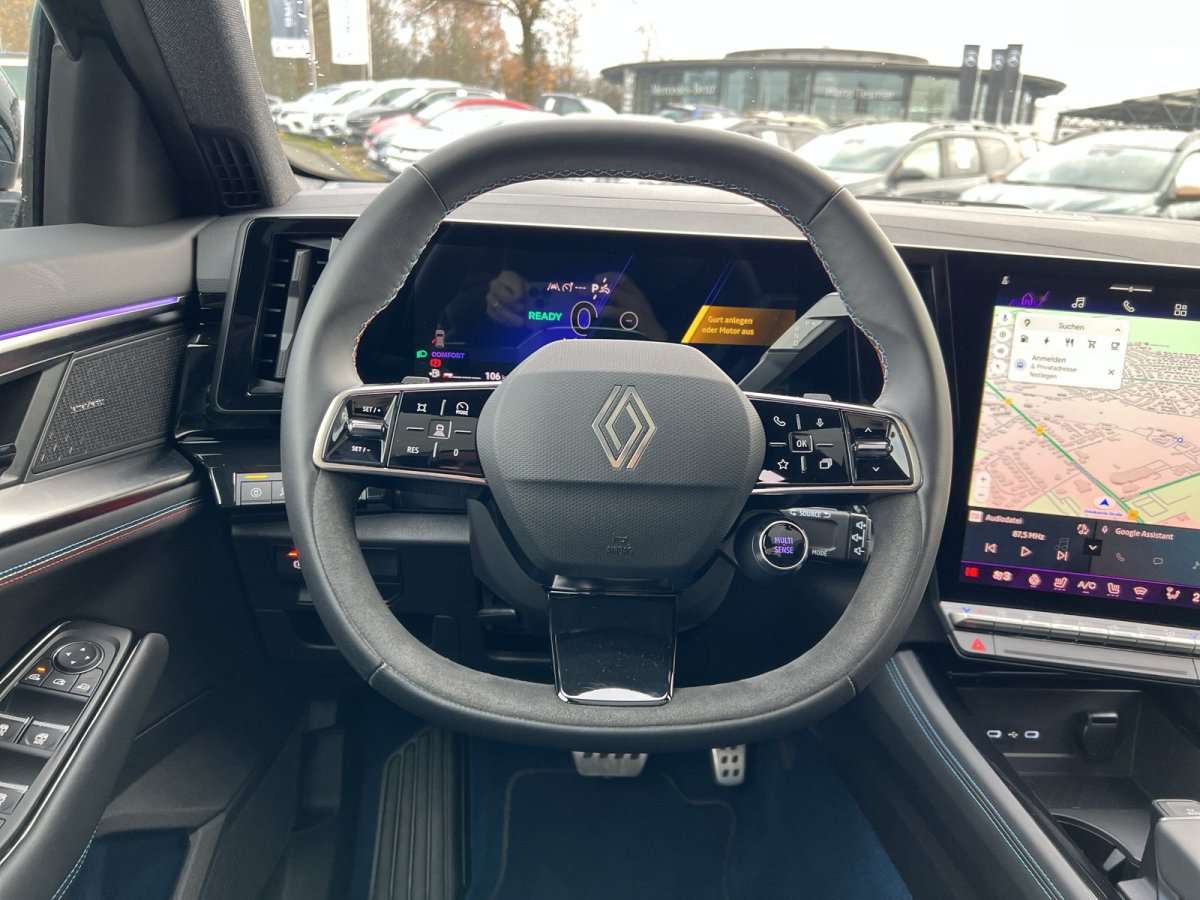 Fahrzeugbild eines Renault Rafale