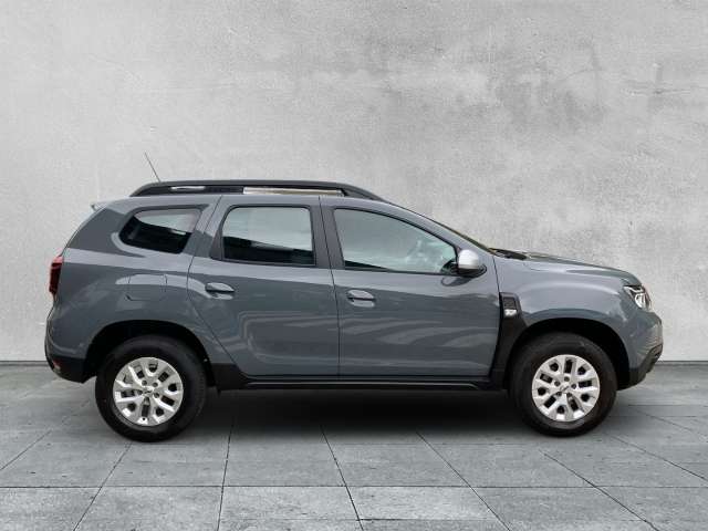 Fahrzeugbild eines Dacia Duster