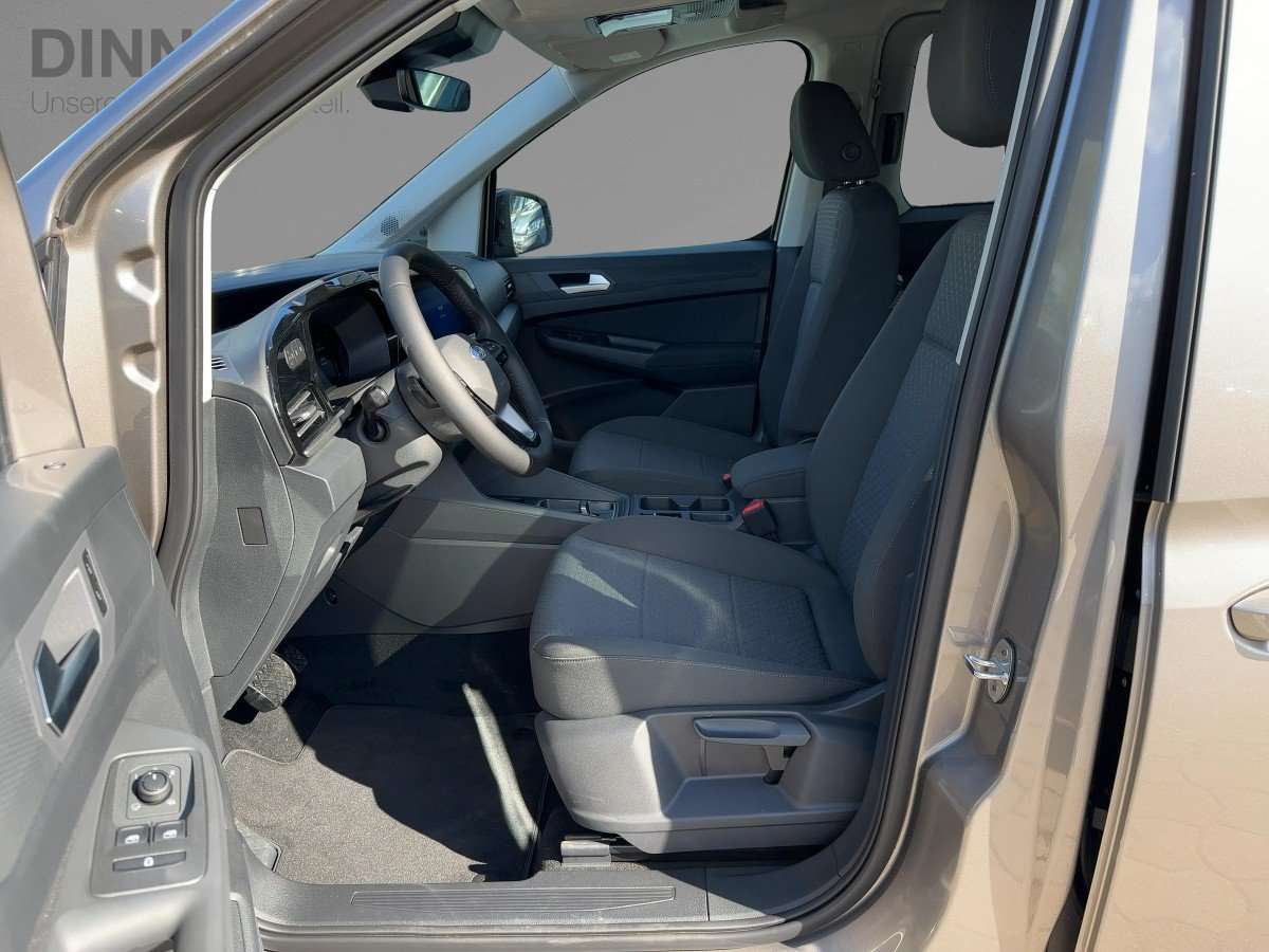 Fahrzeugbild eines Ford Grand Tourneo