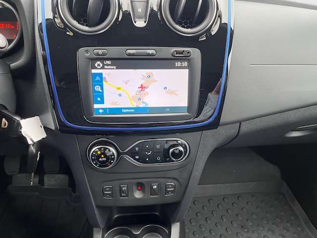 Fahrzeugbild eines Dacia Sandero