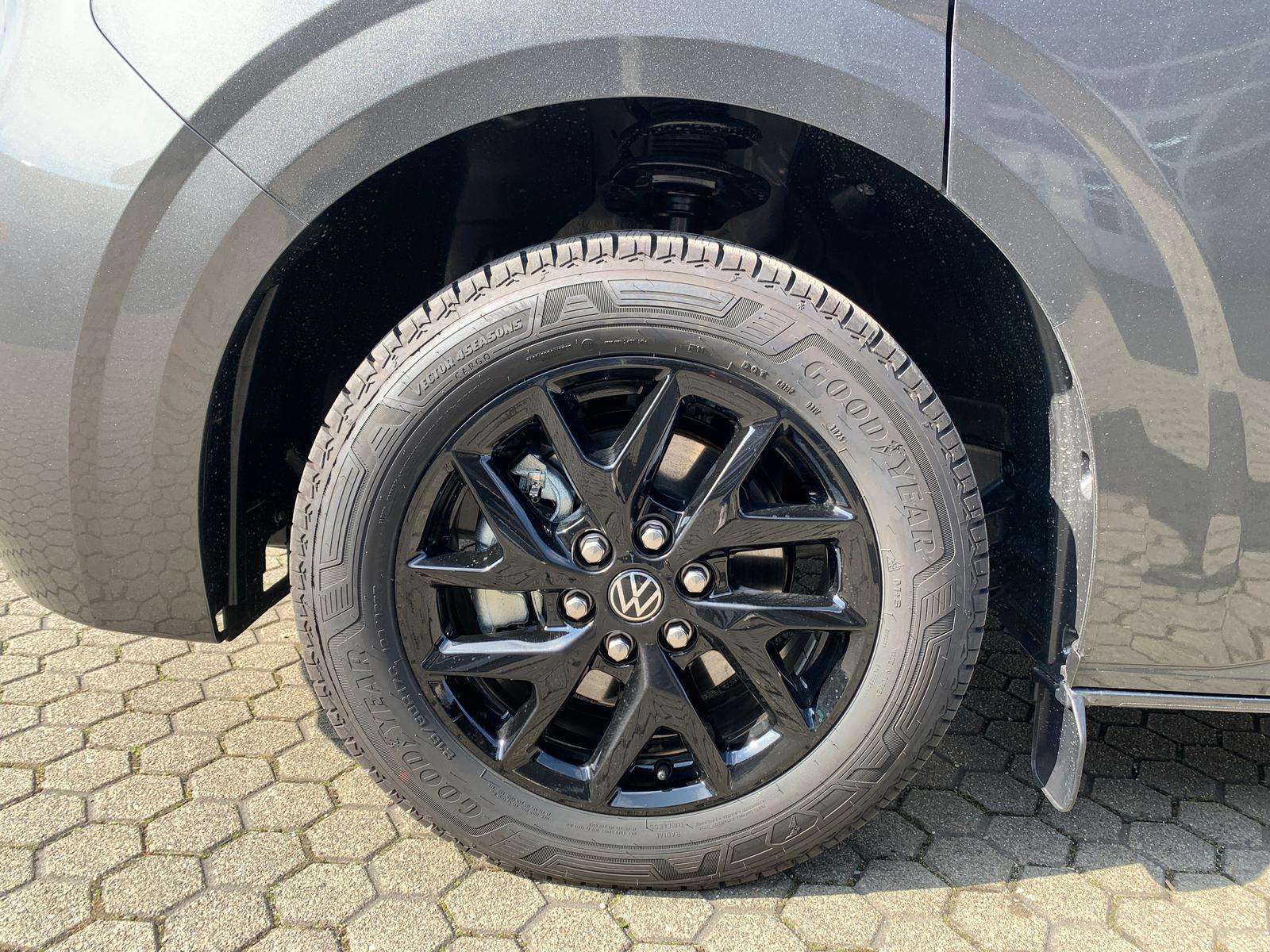 Fahrzeugbild eines Volkswagen Caravelle