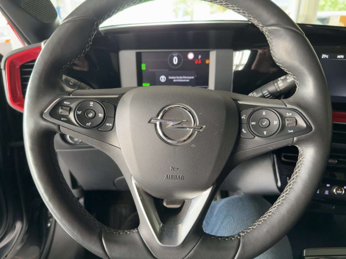 Fahrzeugbild eines Opel Mokka Electric