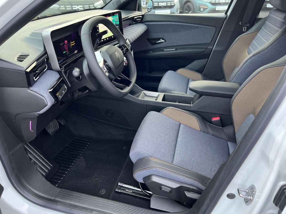 Fahrzeugbild eines Renault 5 E-TECH