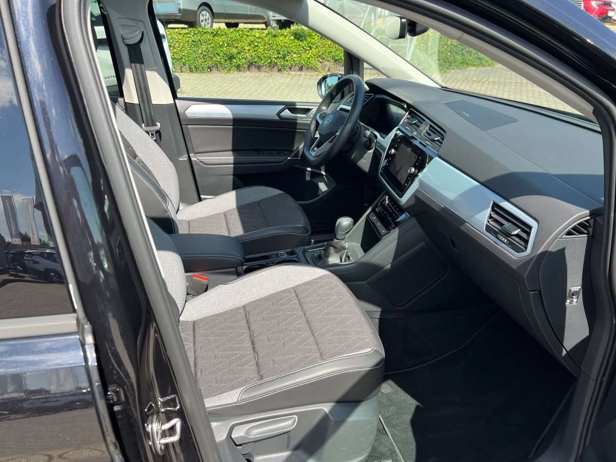Fahrzeugbild eines Volkswagen Touran