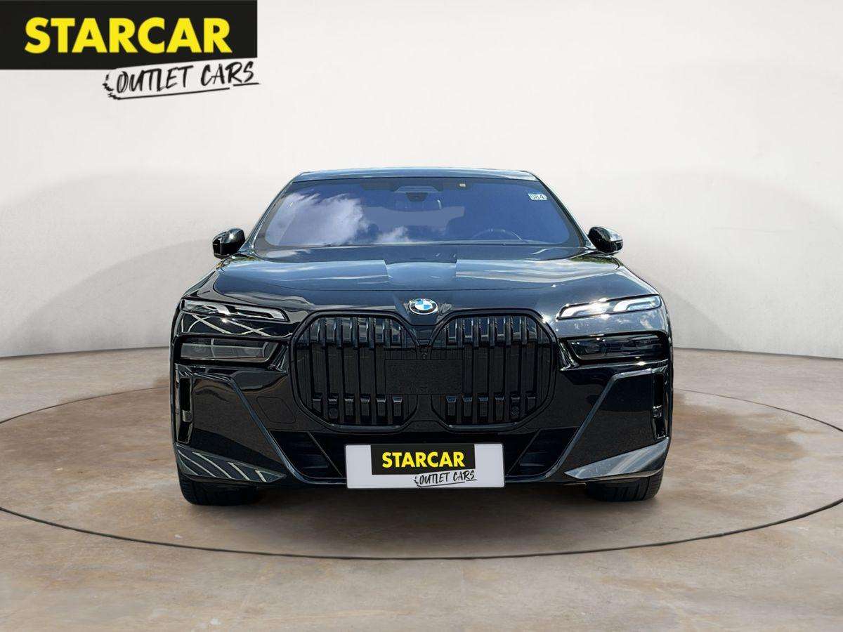Fahrzeugbild eines BMW 7er-Reihe