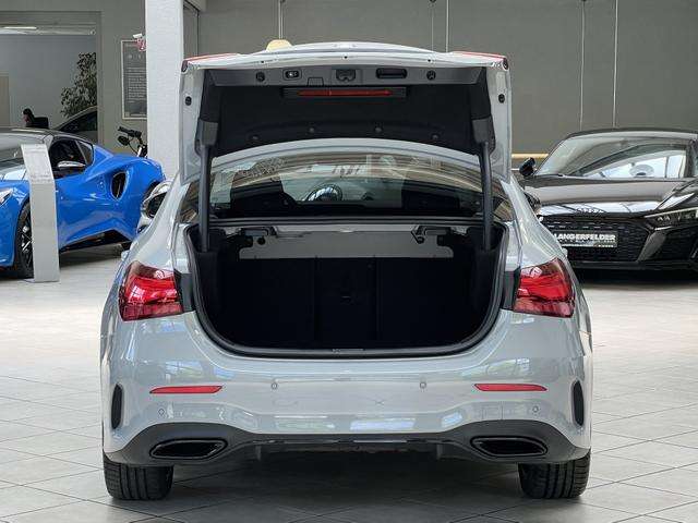 Fahrzeugbild eines Mercedes-Benz A-Klasse