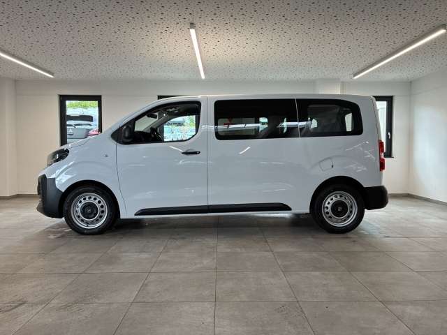 Fahrzeugbild eines Opel Vivaro