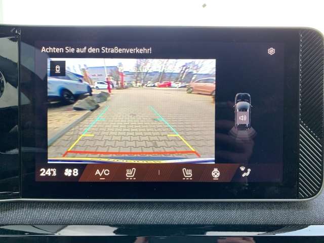 Fahrzeugbild eines Renault 4 E-TECH