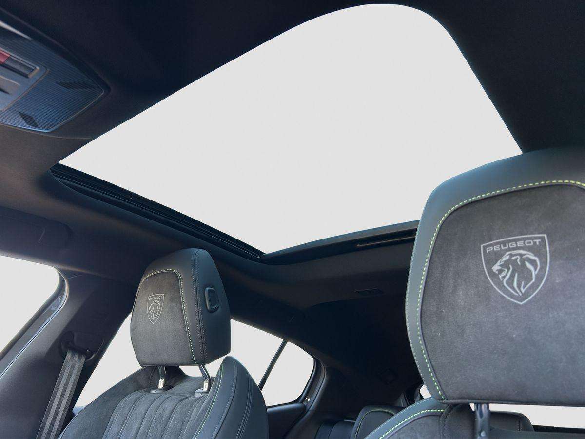Fahrzeugbild eines Peugeot 408
