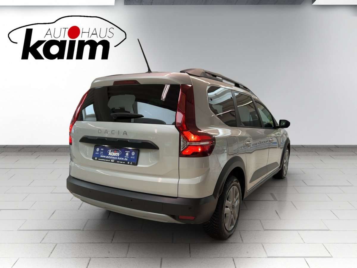 Fahrzeugbild eines Dacia Jogger