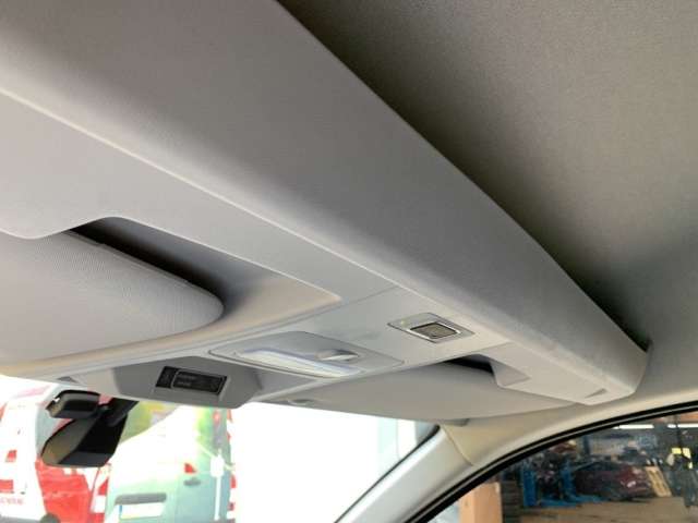 Fahrzeugbild eines Renault Express