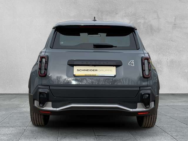 Fahrzeugbild eines Renault 4 E-TECH