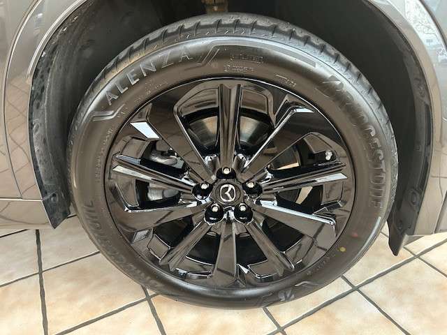 Fahrzeugbild eines Mazda CX-60