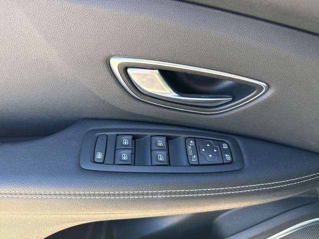 Fahrzeugbild eines Renault Grand Scénic