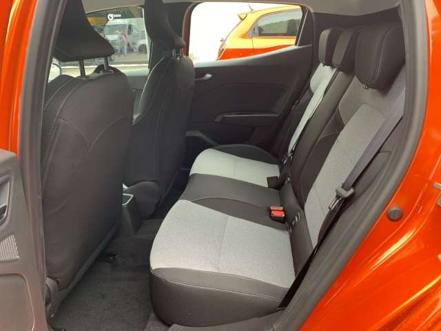 Fahrzeugbild eines Renault Clio