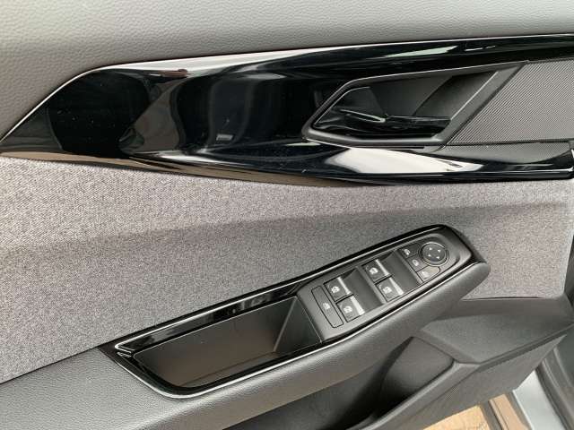 Fahrzeugbild eines Renault Austral