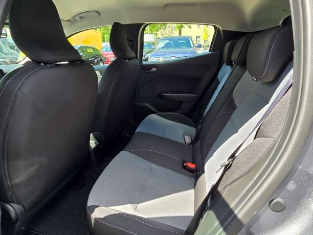 Fahrzeugbild eines Renault Clio