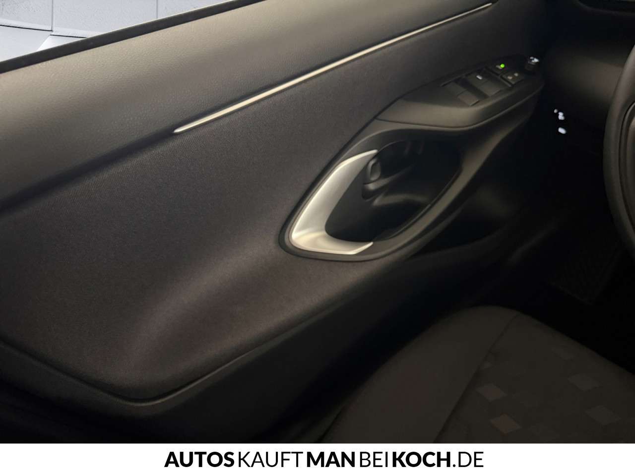 Fahrzeugbild eines Mazda Mazda2 Hybrid