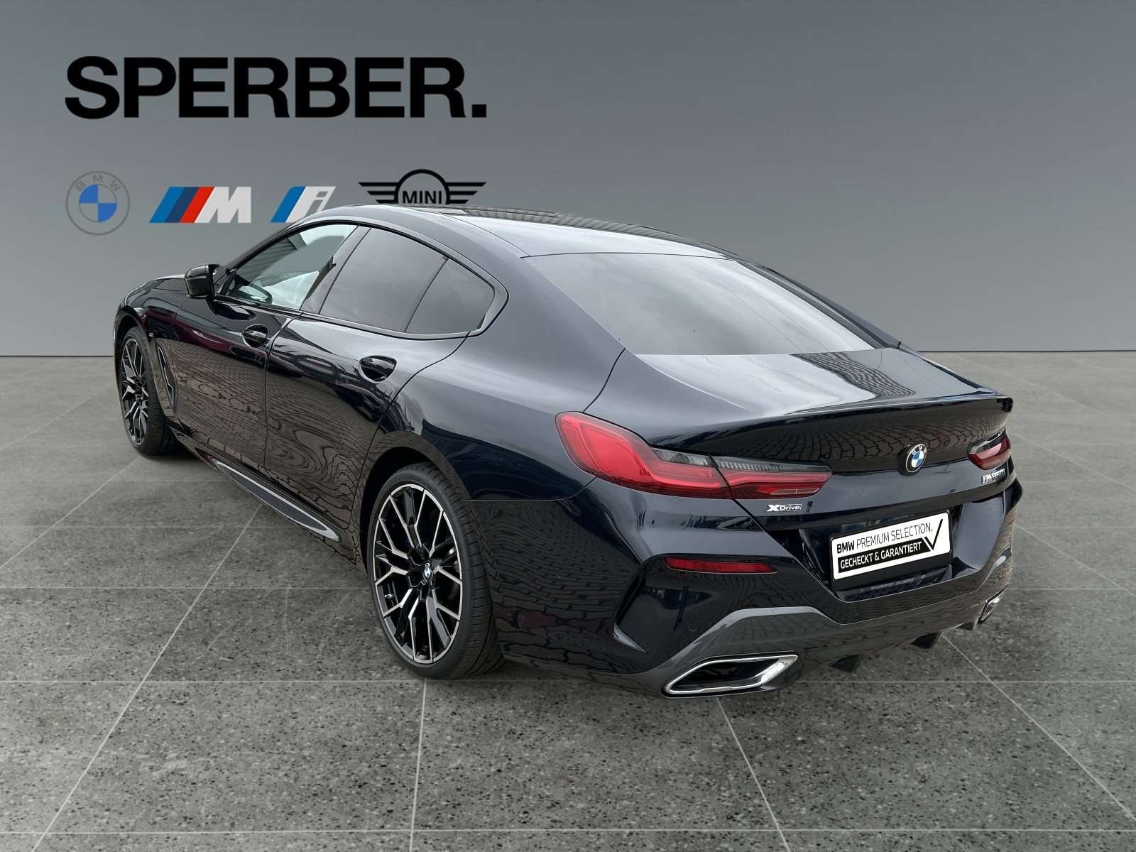 Fahrzeugbild eines BMW 8er-Reihe