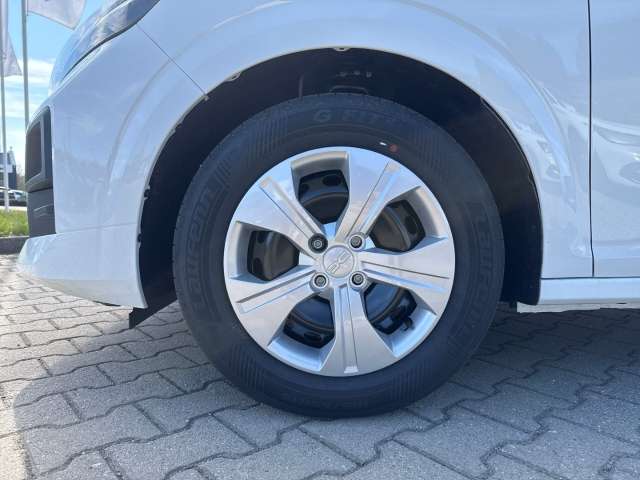 Fahrzeugbild eines Dacia Sandero