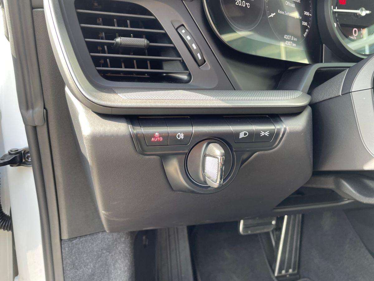 Fahrzeugbild eines Porsche 911