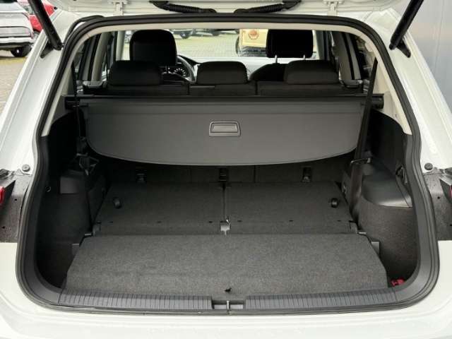 Fahrzeugbild eines Volkswagen Tiguan Allspace