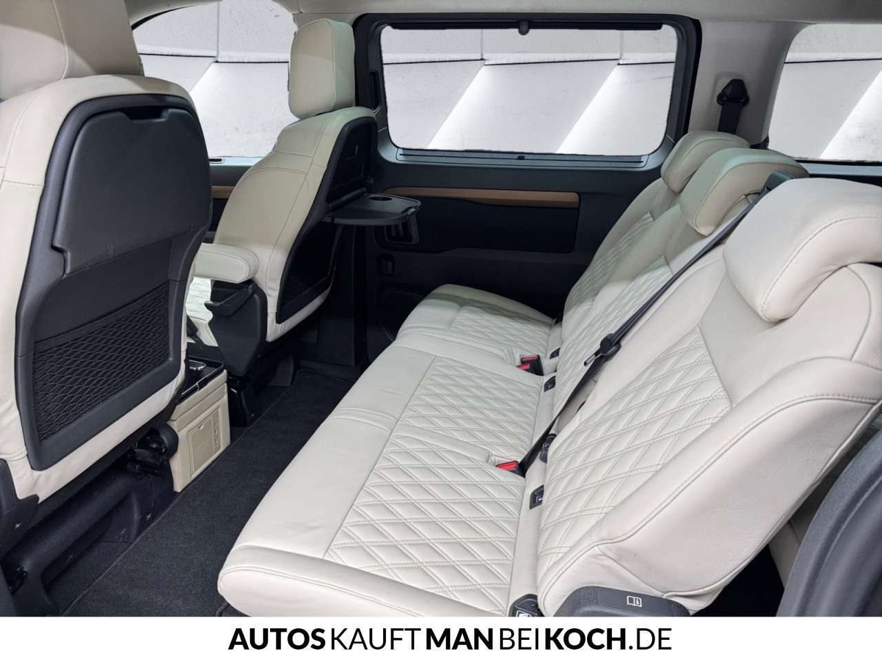Fahrzeugbild eines Toyota Proace