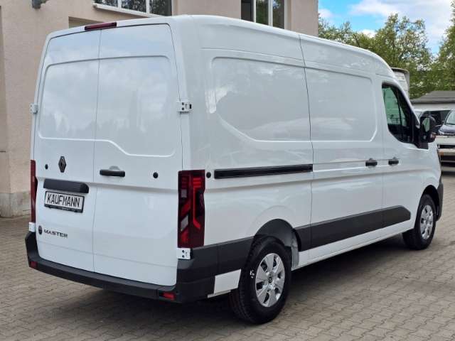 Fahrzeugbild eines Renault Master