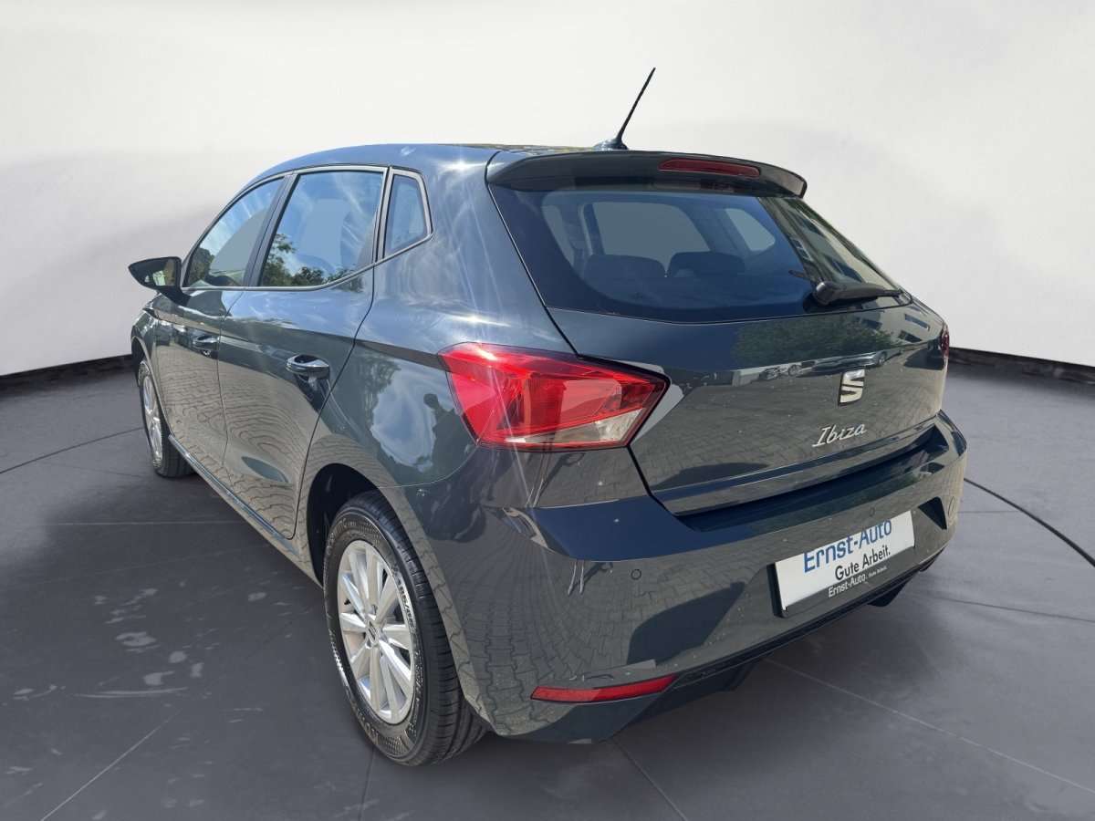 Fahrzeugbild eines SEAT Ibiza