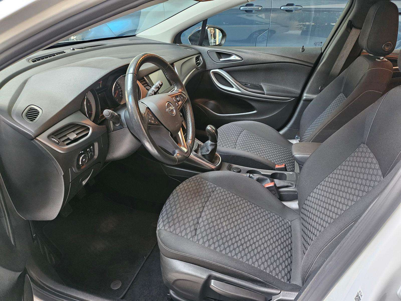 Fahrzeugbild eines Opel Astra