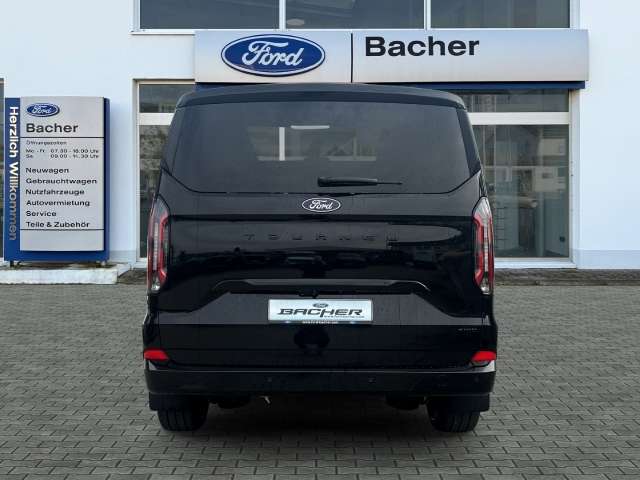 Fahrzeugbild eines Ford Tourneo Custom