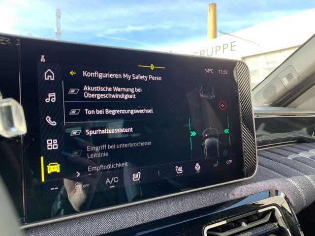 Fahrzeugbild eines Renault 5 E-TECH